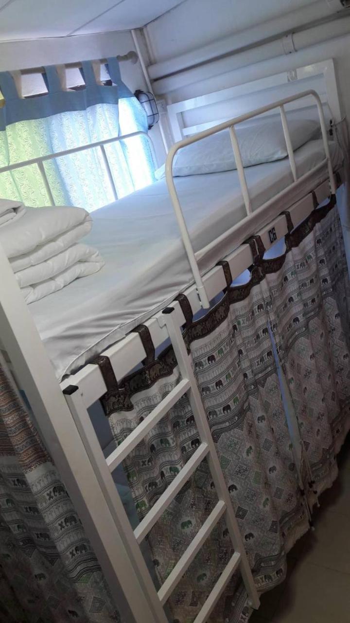 @Lanna House (Adults Only) Hostel Чиангмай Екстериор снимка